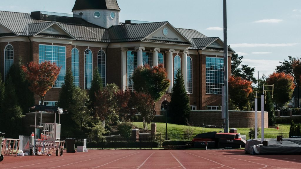 Unlock Your Potential: Discover the Top 5 University & College ERP Systems!