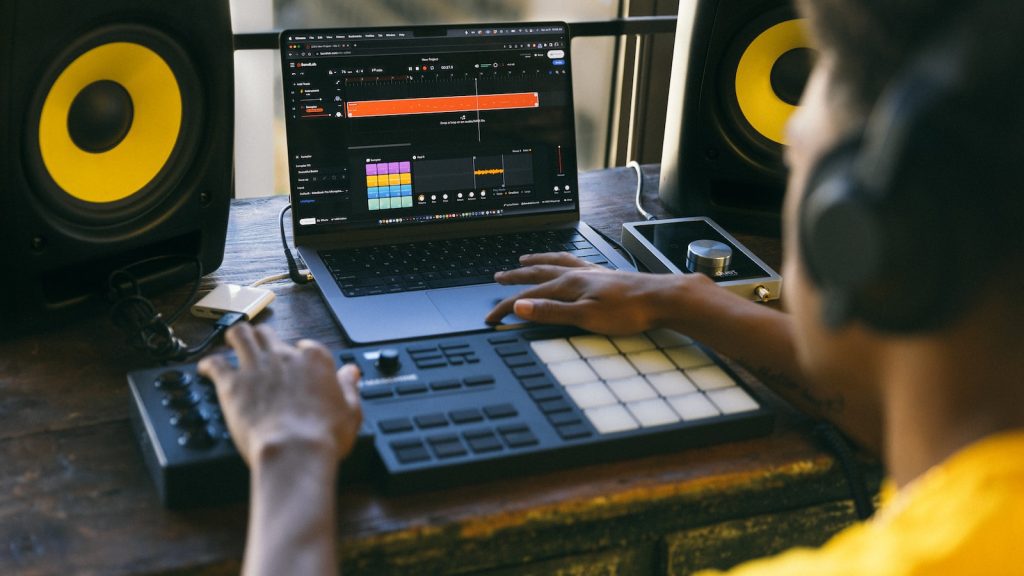 Discover the Top 5 ERP Systems for Think Tanks and Research Institutions –  Unmatched Insight and Resources for Improved Decision-Making!