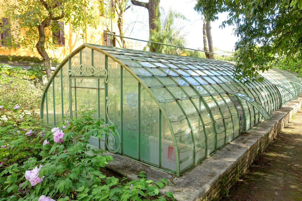 Discover the Top 5 Greenhouse Farming ERP Systems for Maximum Efficiency and Productivity! 3 Discover the Top 5 Greenhouse Farming ERP Systems for Maximum Efficiency and Productivity!